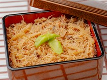  Crab Rice - a unique Hokkaido dish with pleasant bamboo shoot textures 