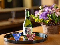  Kaiun Sake in a Small Bottle, a sake made with water and skill that gently enhances the inherent charm of Japanese cuisine 