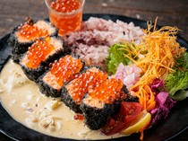  Tartar Salmon Ocean Plate - a highly nutritious dish, the restaurant's most popular option with female guests 