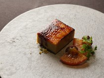  适合搭配心仪的葡萄酒享用的热门前菜“法式肥肝布蕾” 