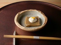  Crab and Tofu - enjoy the rich delicious flavors of crab innards 