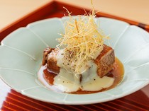  Braised Pork Belly - a high-quality dish made with painstaking care 