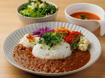  Seasonal Wagyu Beef Tomato Curry with One Drink 