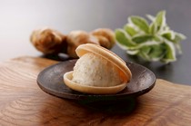  Fresh Ginger Monaka Ice Cream, made by Kappo Takeda 