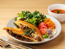  Wagyu Pulled Beef Hot Sandwich ~Rich Creamy Cheese~ (Includes 1 drink) 
