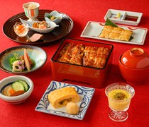  充分享受鳗鱼魅力的“华套餐” 