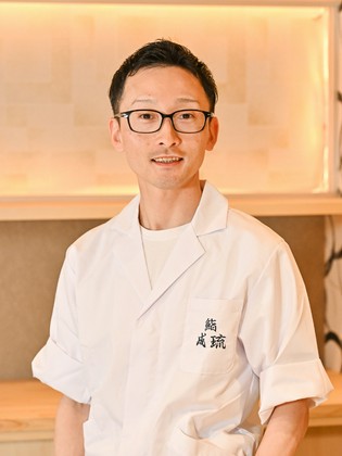 스시 나루_오야 타카아키