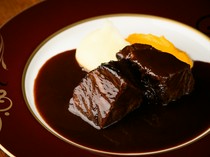  Beef Cheek Red Wine Stew - A classic French dish featuring beef cheek from Hokkaido, simmered in red wine 