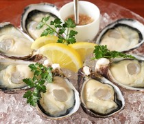  「牡蠣套餐」提供 11 種不同的烹飪方法，您可以自由訂製您的牡蠣。 