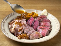  북쪽의 대지가 자라는, 숙성 에조 사슴과 마톤의 향연 「파조 사슴과 마톤의 로스트 모듬」 