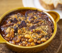  산지 직송의 에조 사슴과 멧돼지, 한마리 더 산 마톤의 맛을 거듭한 「지비에의 카슬레」 