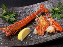 Washoku Teppan Ginza Sakutsuki_Live Tiger Prawns Grilled with Butter