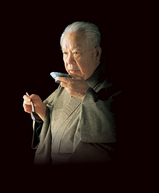 Mizutaki Ryotei Hakata Hanamidori Hakata-eki Chikushi-guchi Branch_Yoshiharu Kawatsu