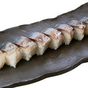 Chanko Sakaba Edosawa Ryogoku-Ekimae Branch_Grilled mackerel sushi