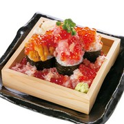 Chanko Sakaba Edosawa Ryogoku-Ekimae Branch_North Sea overflowing sushi