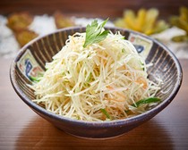 Location Dining Nagi_Okinawa green papaya salad