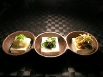 Location Dining Nagi_Asian cold tofu platter with 3 kinds of ingredients