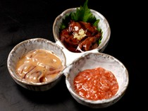 Soshu Torigin Main Branch_Assortment of three delicacies (bonito sake kasu, salted squid, and marinated firefly squid)