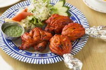 India & Nepal Restaurant Sansar Shinjuku_"Tandoori Chicken" carefully cooked with original sauce