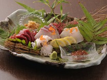 Bishokudokoro Sakuji Nishishinjuku_Assortment of four types of sashimi