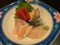 Kaisentei Totoya_Assorted sashimi (1 portion)