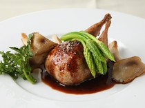 Cueillet_"Roasted stuffed Brittany quail"