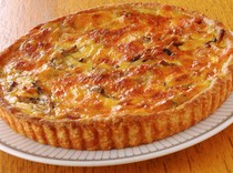 Dining Bar Hiro_Quiche of the day, depending on your mood...