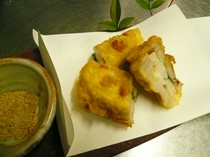 Sakana Ryori Rokkon_Deep-fried scallops with lotus root