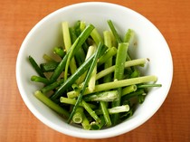 Takeya Gyuuniku-ten_Green onion salad with sesame oil