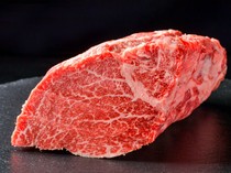 Takeya Gyuuniku-ten_Special Chateaubriand - Enjoy the blissful taste that fills your mouth.