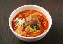 Korean Imperial-style Restaurant Youngdong_Kalbi hot noodles (half size is 980 yen)