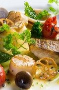 Buveur Orge_Fragrant butter sauce! "Seafood Poele from the Genkai Sea with Colorful Garnishing Sauce"