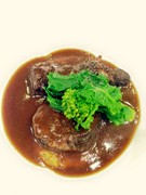 Buveur Orge_Ezo deer stewed in red wine