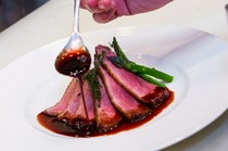 Buveur Orge_This is the authentic one!! "Roast French duck"