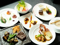 Teppan Steak Pur_Enjoy seasonal ingredients in the chef's signature course menu