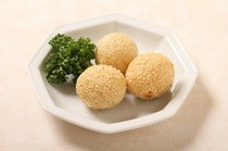 Taiwanese and Chinese Restaurant Kokien_Sesame dumplings