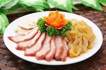 Taiwanese and Chinese Restaurant Kokien_Assortment of three-color appetizers