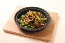 Taiwanese and Chinese Restaurant Kokien_Stir-fried chives and liver