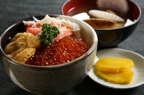 Hakodate Asaichi Aji no Ichiban_Mini three-color rice bowl