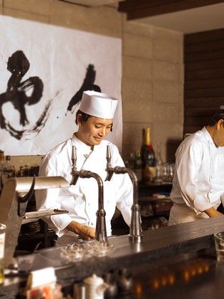 Sapporo Modern Restaurant Erimotei_OZAKI TAKAYUKI