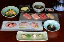  最高级A-5【飞騨牛料理套餐】1人16,800日元（含税、服务费） 