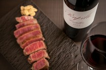  2) A5 熟成神户牛肉 & A5 黑毛日本牛沙朗, 龙虾铁板烧 (附铁板烧锅) 