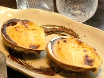 Nanohana_"Grilled Abalone with Sea Urchin Sauce" made with abalone from the Setouchi region