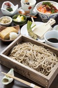 Miyabi An_Small portions of a Japanese main and soba, the "Miyabi gozen (set meal)"