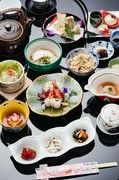 Jion Shoja_Luxury lunch ◆ Weekends available ◆ Heavenly maiden lotus ◆ Mini-kaiseki with lotus and seasonal dishes