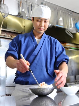 Jion Shoja_KUSANO MEGUMU
