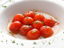 Restaurant & Bar Magnolia_"Honey Marinated Cherry Tomatoes" brings out the best in the ingredients