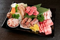 烤肉TARAFUKU  鈴鹿中央通店_什錦財富