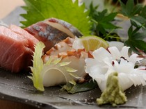 Kisetsu Ryori Sakura_"Assorted sashimi platter of 5 kinds" made with local Akashi fish