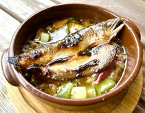 Wine Izakaya Charbon_Whole! Char-grilled Shimanto sweetfish ajillo